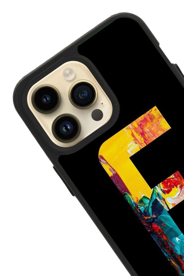 Apple iPhone 16 Pro Siyah Silikon Kılıf Çiziklere ve Darbelere Karşı Koruma